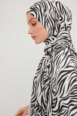 Hafiz - Black Patterned Hijab