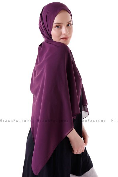 Hadise - Dark Purple Chiffon Hijab