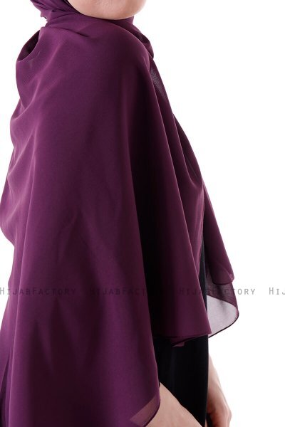 Hadise - Dark Purple Chiffon Hijab