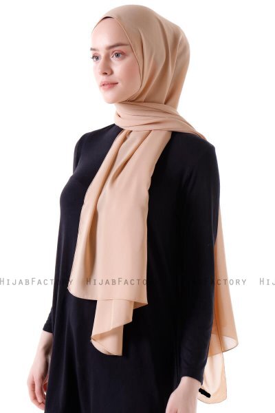 Hadise - Gold Chiffon Hijab