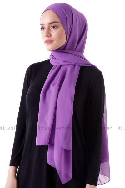 Hadise - Purple Chiffon Hijab
