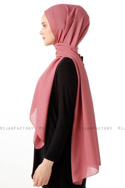 Hadise - Dark Pink Chiffon Hijab