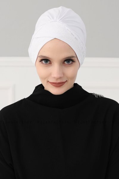 Molly - Creme Lace Cotton Turban