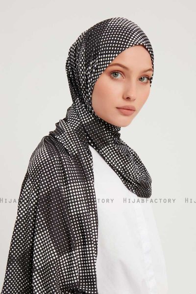 Nurgul - Black Patterned Hijab