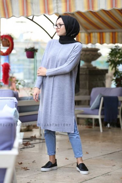 Alania - Grey Tunic - Insirah