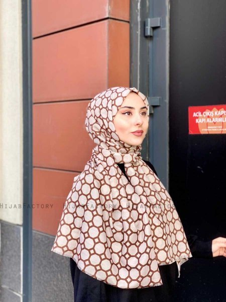 Atika - Beige Patterned Cotton Hijab - Mirach