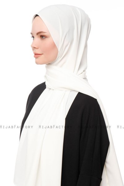 Aylin - Creme Medine Silk Hijab - Gülsoy