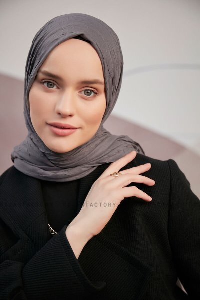 Serap - Anthracite Bamboo Crash Hijab