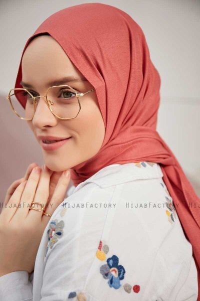 Ceyda - Raspberry Cazz Hijab