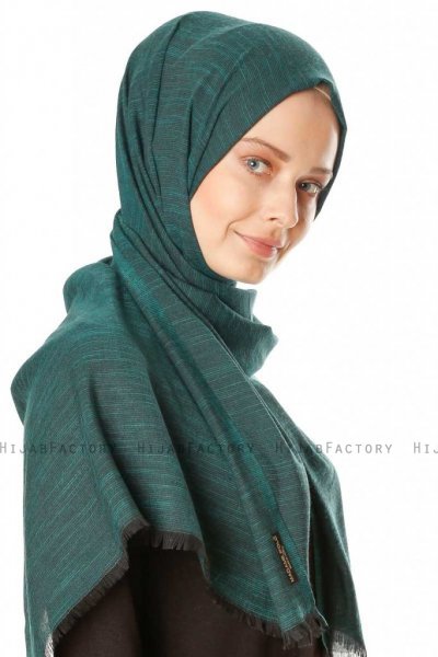 Esana - Dark Green Hijab - Madame Polo