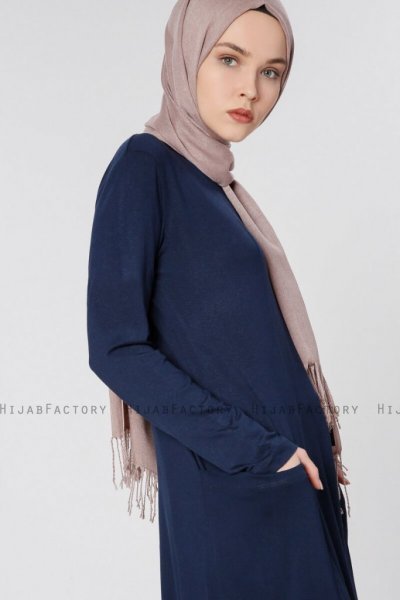 Kyda Marinblå Klänning Med Fickor Miss Halima 280149d