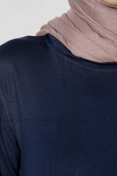 Kyda Marinblå Klänning Med Fickor Miss Halima 280149e