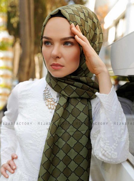 Nakia - Khaki Patterned Hijab - Sal Evi