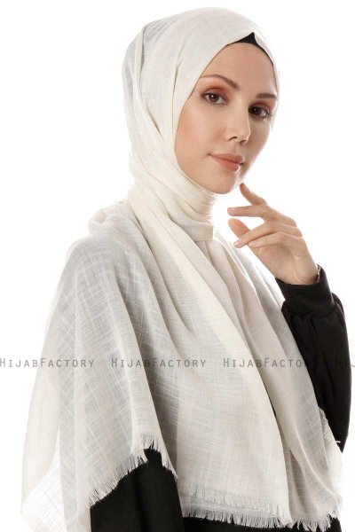 Selma - Light Beige Plain Color Hijab - Gülsoy