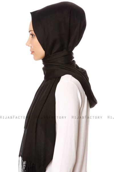 Semahat - Black Hijab - Özsoy
