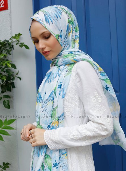 Yumna - Blue Leaf Patterned Hijab