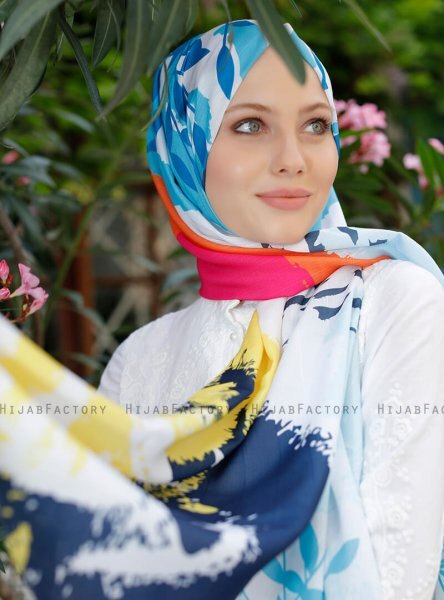 Yumna - Turquoise Patterned Hijab