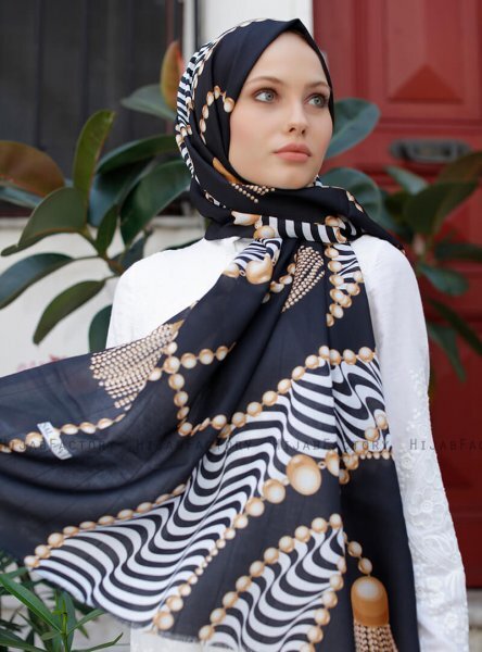 Yumna - Dark Navy Blue Patterned Hijab