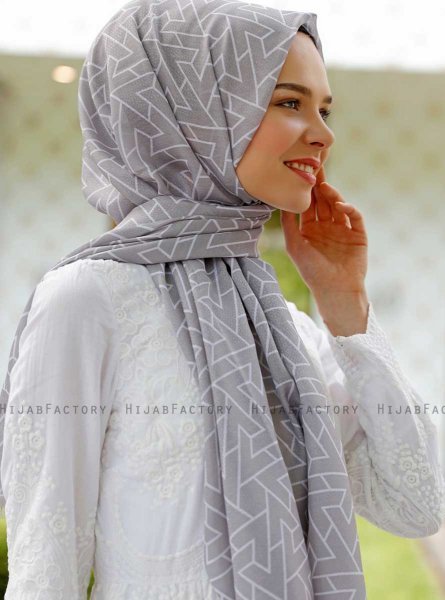 Tharaa - Silver Patterned Hijab - Sal Evi